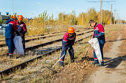 Работники ПНХЗ и партнерских организаций приняли участие в месячнике по благоустройству Павлодара