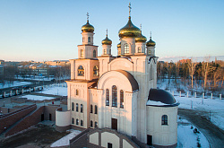 За помощь в сборе средств на строительство нового храма  общественные деятели и духовенство Павлодара выразили благодарность коллективу ПНХЗ 