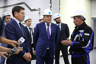 Павлодарский нефтехимический завод посетил Министр цифрового развития Республики Казахстан