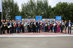 Ко Дню работников нефтегазового комплекса и 120-летию казахстанской нефти наградили 354 работника ПНХЗ и партнеров предприятия