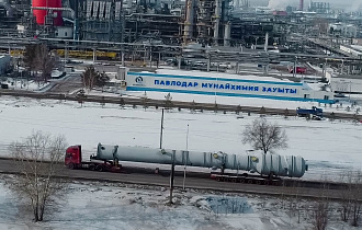 Реконструкция гидроочистки дизтоплива на ПНХЗ: новый этап — завод установил вакуумный осушитель К-304