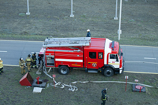 На заводе прошло комплексное опробование системы автоматического пожаротушения резервуарных парков