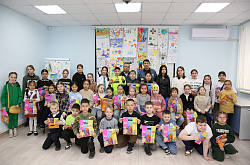 На ПНХЗ наградили детей-участников конкурса рисунков по охране труда