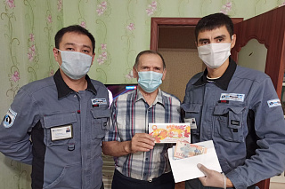 Қарттар күні қарсаңында ПМХЗ жұмыскерлері кәсіпорын ардагерлеріне қайырымдылық көмек көрсетті