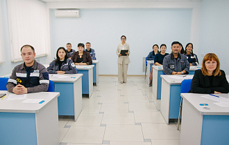 Работники ПНХЗ проверили свои знания госязыка